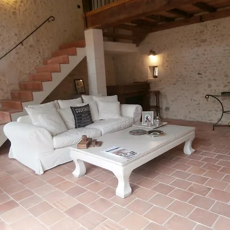 La Tale Bed & Breakfast 3*